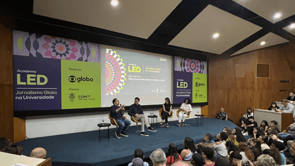 Pedro Bassan, Mariana Gross e Nilson Klava no lançamento da Academia LED na PUC-Rio. Crédito: Brenda Gusmão
